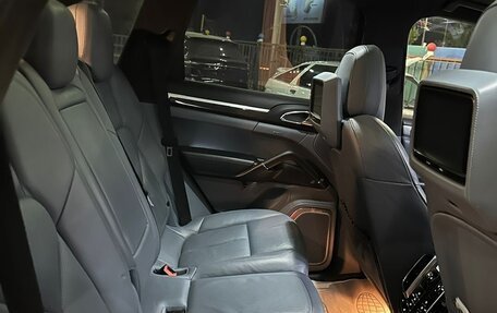 Porsche Cayenne III, 2011 год, 2 350 000 рублей, 12 фотография