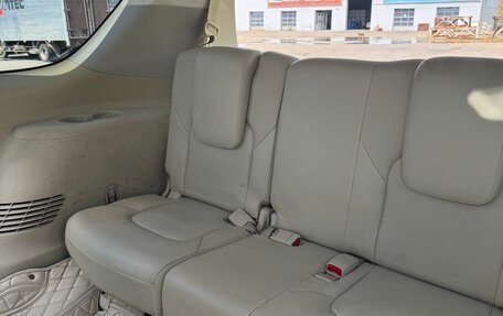 Nissan Patrol, 2011 год, 2 750 000 рублей, 11 фотография