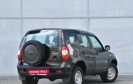 Chevrolet Niva I рестайлинг, 2016 год, 799 000 рублей, 2 фотография