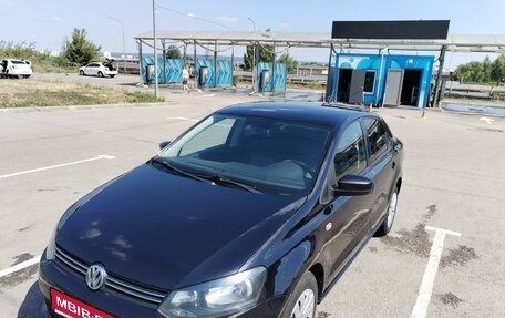 Volkswagen Polo VI (EU Market), 2013 год, 750 000 рублей, 1 фотография