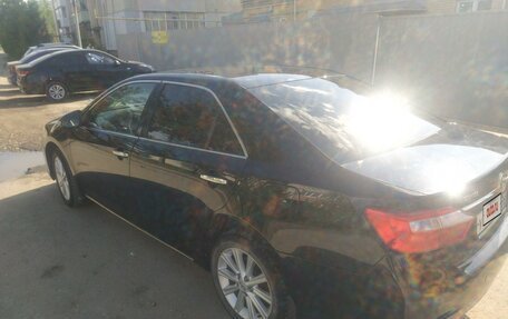 Toyota Camry, 2013 год, 1 780 000 рублей, 4 фотография