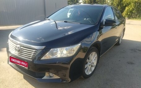 Toyota Camry, 2013 год, 1 780 000 рублей, 7 фотография