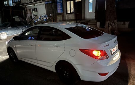 Hyundai Solaris II рестайлинг, 2013 год, 790 000 рублей, 4 фотография