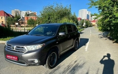 Toyota Highlander III, 2012 год, 2 999 999 рублей, 1 фотография