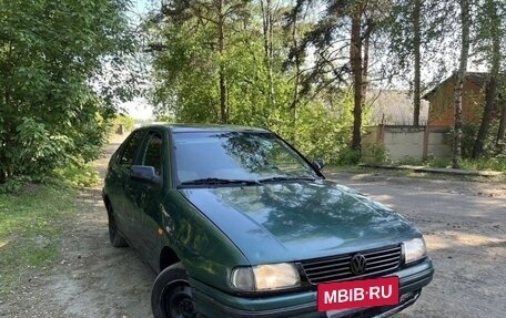 Volkswagen Polo III рестайлинг, 1996 год, 150 000 рублей, 4 фотография