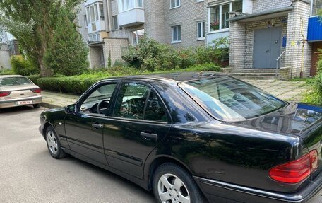 Mercedes-Benz E-Класс, 1999 год, 310 000 рублей, 8 фотография