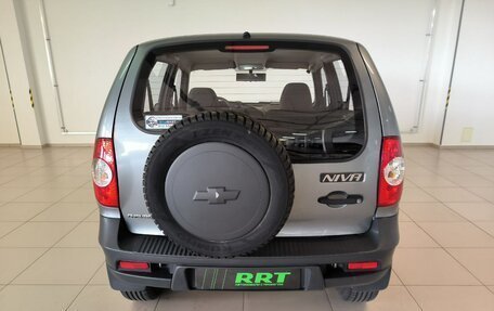 Chevrolet Niva I рестайлинг, 2011 год, 599 000 рублей, 5 фотография