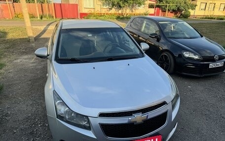 Chevrolet Cruze II, 2012 год, 800 000 рублей, 2 фотография