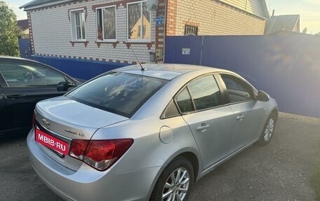 Chevrolet Cruze II, 2012 год, 800 000 рублей, 4 фотография