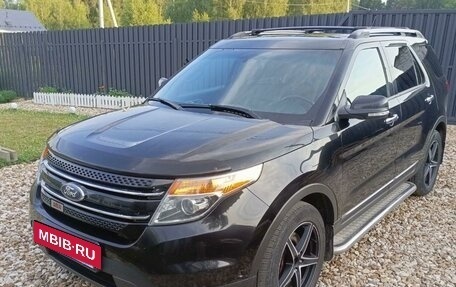 Ford Explorer VI, 2013 год, 2 240 000 рублей, 2 фотография