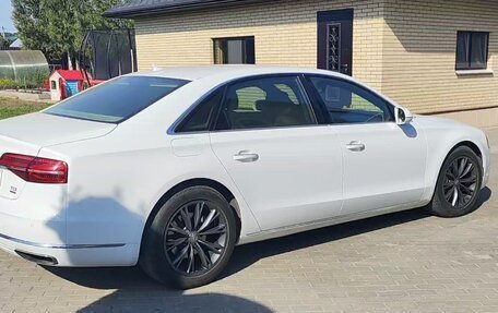 Audi A8, 2014 год, 2 700 000 рублей, 9 фотография