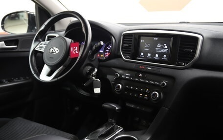 KIA Sportage IV рестайлинг, 2019 год, 2 590 000 рублей, 13 фотография