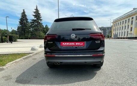 Volkswagen Tiguan II, 2017 год, 2 990 000 рублей, 6 фотография