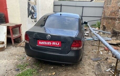 Volkswagen Polo VI (EU Market), 2011 год, 550 000 рублей, 2 фотография