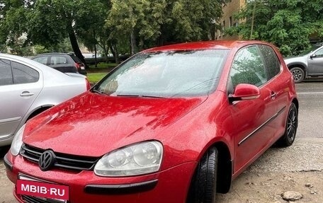 Volkswagen Golf V, 2004 год, 670 000 рублей, 3 фотография