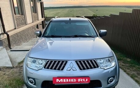 Mitsubishi Pajero Sport II рестайлинг, 2011 год, 1 600 000 рублей, 2 фотография