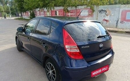 Hyundai i30 I, 2010 год, 700 000 рублей, 4 фотография