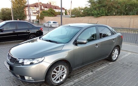 KIA Cerato III, 2011 год, 950 000 рублей, 2 фотография