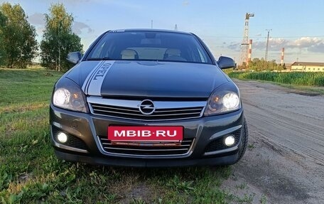 Opel Astra H, 2010 год, 705 000 рублей, 11 фотография