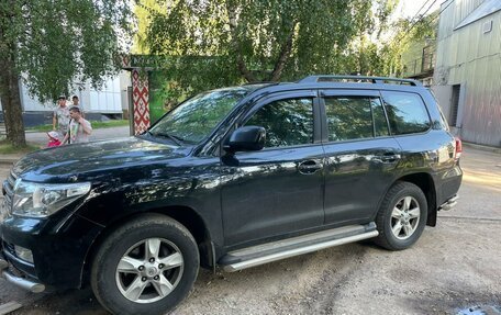 Toyota Land Cruiser 200, 2010 год, 2 100 000 рублей, 7 фотография