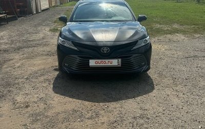 Toyota Camry, 2018 год, 3 180 000 рублей, 1 фотография