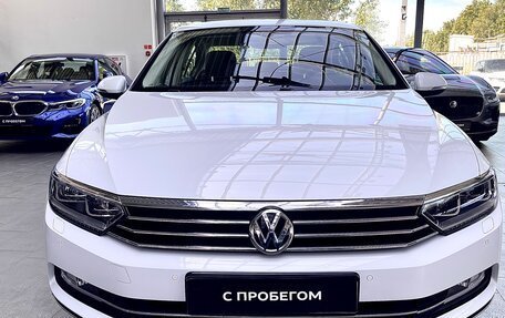 Volkswagen Passat B8 рестайлинг, 2018 год, 2 990 000 рублей, 2 фотография