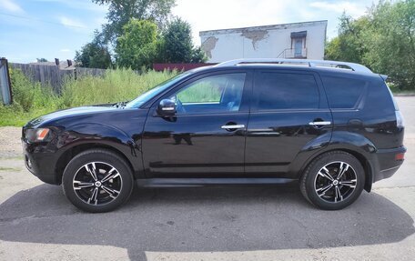 Mitsubishi Outlander III рестайлинг 3, 2009 год, 1 200 000 рублей, 7 фотография