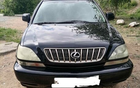 Lexus RX IV рестайлинг, 2001 год, 850 000 рублей, 3 фотография