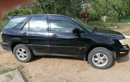 Lexus RX IV рестайлинг, 2001 год, 850 000 рублей, 4 фотография