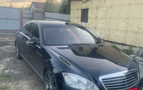 Mercedes-Benz S-Класс, 2007 год, 1 100 000 рублей, 3 фотография