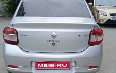 Renault Logan II, 2014 год, 730 000 рублей, 3 фотография