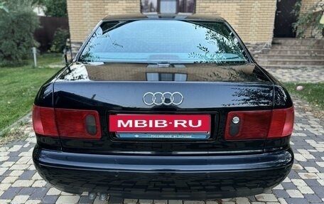 Audi A8, 1998 год, 750 000 рублей, 4 фотография