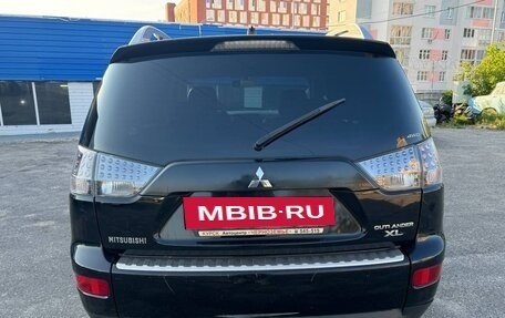 Mitsubishi Outlander III рестайлинг 3, 2007 год, 930 000 рублей, 10 фотография