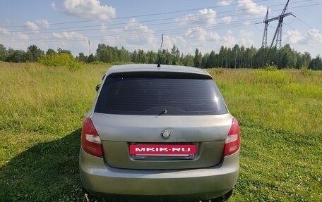 Skoda Fabia II, 2008 год, 335 000 рублей, 2 фотография