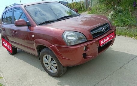 Hyundai Tucson III, 2008 год, 1 050 000 рублей, 1 фотография