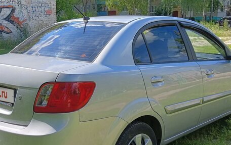 KIA Rio II, 2010 год, 700 000 рублей, 3 фотография