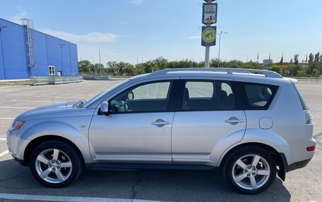 Mitsubishi Outlander III рестайлинг 3, 2008 год, 1 000 000 рублей, 12 фотография