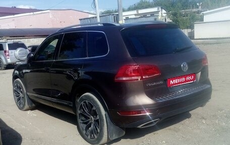 Volkswagen Touareg III, 2012 год, 2 080 000 рублей, 3 фотография