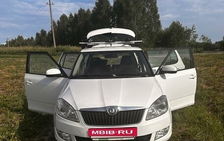 Skoda Fabia II, 2012 год, 530 000 рублей, 2 фотография