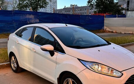 Ford Fiesta, 2015 год, 850 000 рублей, 4 фотография