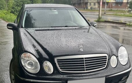 Mercedes-Benz E-Класс, 2004 год, 830 000 рублей, 4 фотография