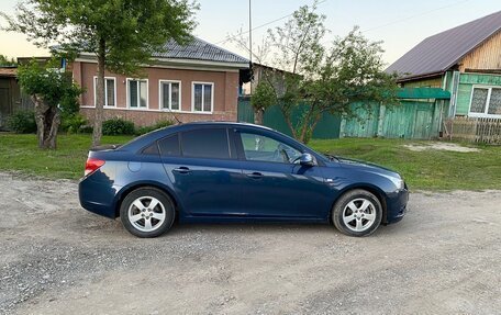 Chevrolet Cruze II, 2011 год, 800 000 рублей, 7 фотография