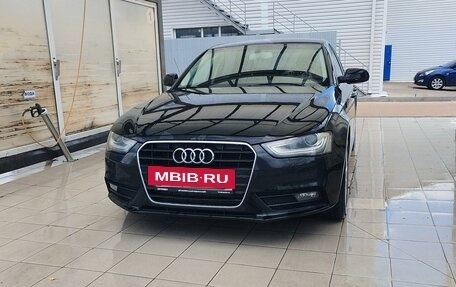 Audi A4, 2012 год, 1 330 000 рублей, 4 фотография