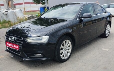 Audi A4, 2012 год, 1 330 000 рублей, 2 фотография