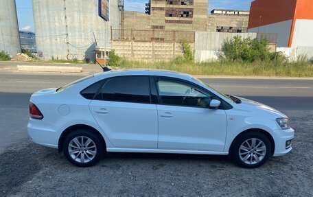 Volkswagen Polo VI (EU Market), 2018 год, 1 300 000 рублей, 2 фотография