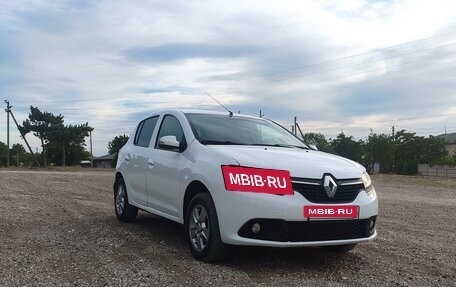 Renault Sandero II рестайлинг, 2013 год, 890 000 рублей, 2 фотография