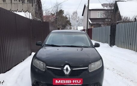 Renault Logan II, 2016 год, 470 000 рублей, 2 фотография