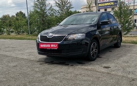 Skoda Rapid I, 2018 год, 1 580 000 рублей, 2 фотография