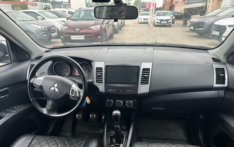 Mitsubishi Outlander III рестайлинг 3, 2011 год, 1 120 000 рублей, 14 фотография