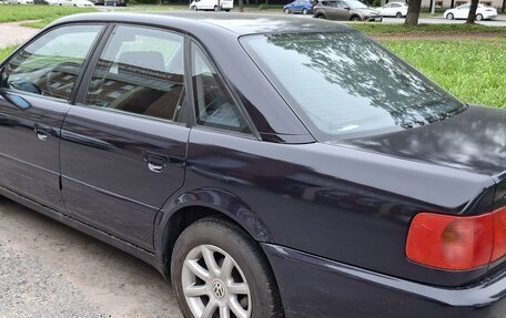 Audi A6, 1995 год, 245 000 рублей, 3 фотография